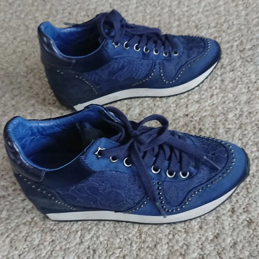 ASH blush Navy Blue Lace Sneakers size 37